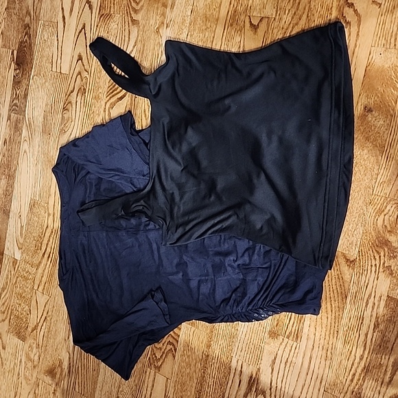 (M) XXI Forever 21 Sparkly Sequin Print Ruched Top Date Night Flattering Soft - Picture 10 of 10